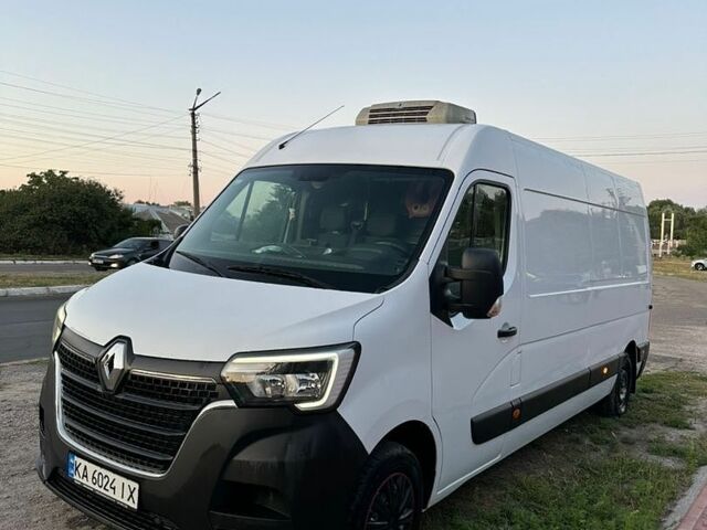 Белый Рено Мастер, объемом двигателя 2.3 л и пробегом 155 тыс. км за 21800 $, фото 1 на Automoto.ua