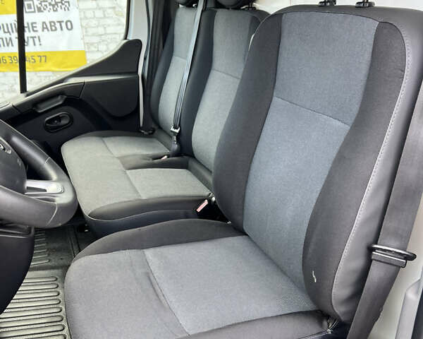 Рено Мастер 2020 в Ровно на Automoto.ua Белый Рено Мастер, объемом двигателя 0 л и пробегом 208 тыс. км за 21500 $, фото 13 на Automoto.ua