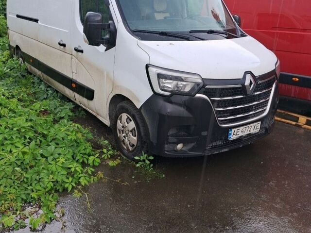 Белый Рено Мастер, объемом двигателя 2.3 л и пробегом 473 тыс. км за 17000 $, фото 3 на Automoto.ua