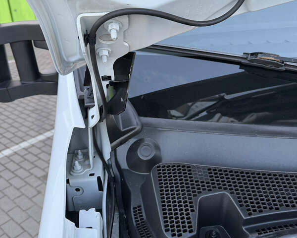 Білий Рено Мастєр, об'ємом двигуна 0 л та пробігом 238 тис. км за 25500 $, фото 52 на Automoto.ua