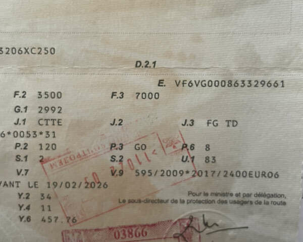 Белый Рено Мастер, объемом двигателя 2.3 л и пробегом 253 тыс. км за 26400 $, фото 79 на Automoto.ua