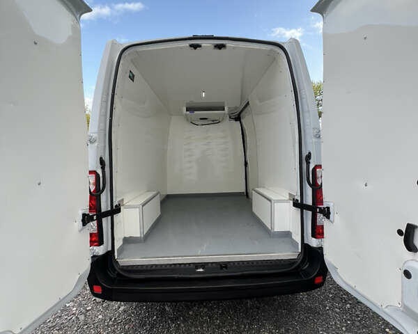 Рено Мастер 2020 в Ровно на Automoto.ua Белый Рено Мастер, объемом двигателя 0 л и пробегом 208 тыс. км за 21500 $, фото 15 на Automoto.ua