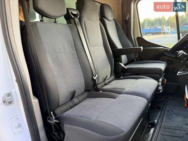 Белый Рено Мастер, объемом двигателя 2.3 л и пробегом 287 тыс. км за 26500 $, фото 103 на Automoto.ua