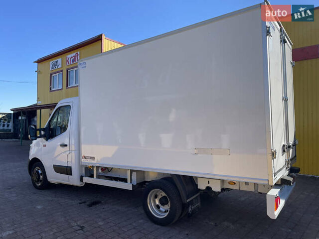 Белый Рено Мастер, объемом двигателя 2.3 л и пробегом 253 тыс. км за 26400 $, фото 24 на Automoto.ua