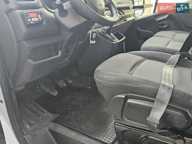 Білий Рено Мастєр, об'ємом двигуна 0 л та пробігом 167 тис. км за 22200 $, фото 26 на Automoto.ua