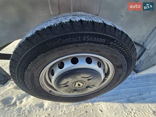 Білий Рено Мастєр, об'ємом двигуна 2.3 л та пробігом 189 тис. км за 22200 $, фото 35 на Automoto.ua