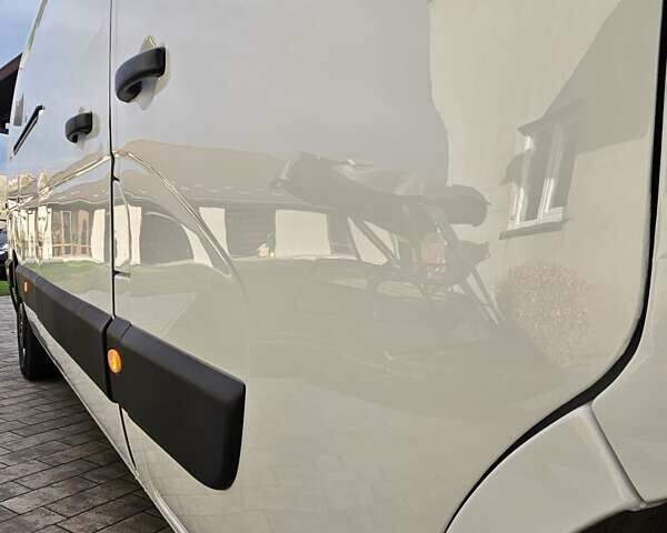 Білий Рено Мастєр, об'ємом двигуна 0 л та пробігом 167 тис. км за 22200 $, фото 14 на Automoto.ua