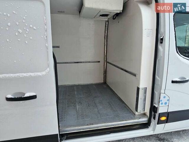 Білий Рено Мастєр, об'ємом двигуна 2.3 л та пробігом 189 тис. км за 22200 $, фото 9 на Automoto.ua