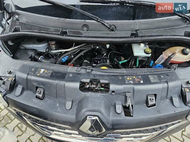 Белый Рено Мастер, объемом двигателя 2.3 л и пробегом 168 тыс. км за 22100 $, фото 15 на Automoto.ua