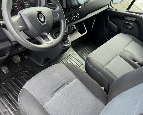 Рено Мастер 2020 в Ровно на Automoto.ua Белый Рено Мастер, объемом двигателя 0 л и пробегом 208 тыс. км за 21500 $, фото 9 на Automoto.ua