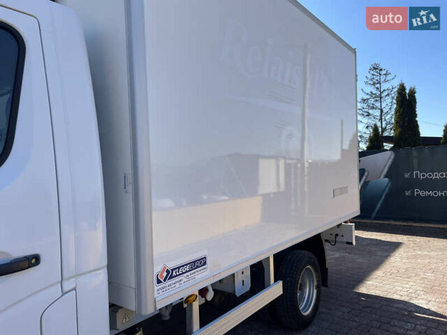 Белый Рено Мастер, объемом двигателя 2.3 л и пробегом 253 тыс. км за 26400 $, фото 11 на Automoto.ua
