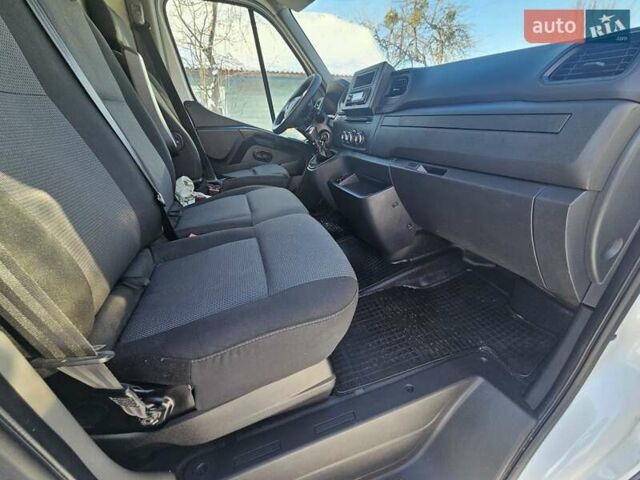 Білий Рено Мастєр, об'ємом двигуна 2.3 л та пробігом 189 тис. км за 22200 $, фото 31 на Automoto.ua