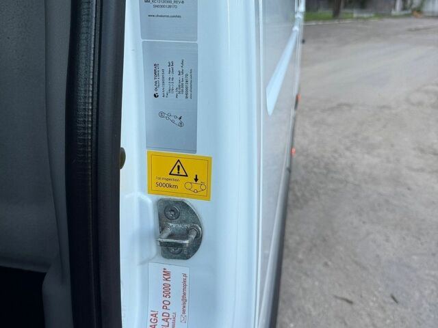 Білий Рено Мастєр, об'ємом двигуна 2.3 л та пробігом 228 тис. км за 21499 $, фото 76 на Automoto.ua