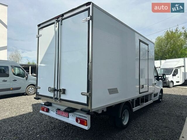 Белый Рено Мастер, объемом двигателя 2.3 л и пробегом 320 тыс. км за 29999 $, фото 14 на Automoto.ua