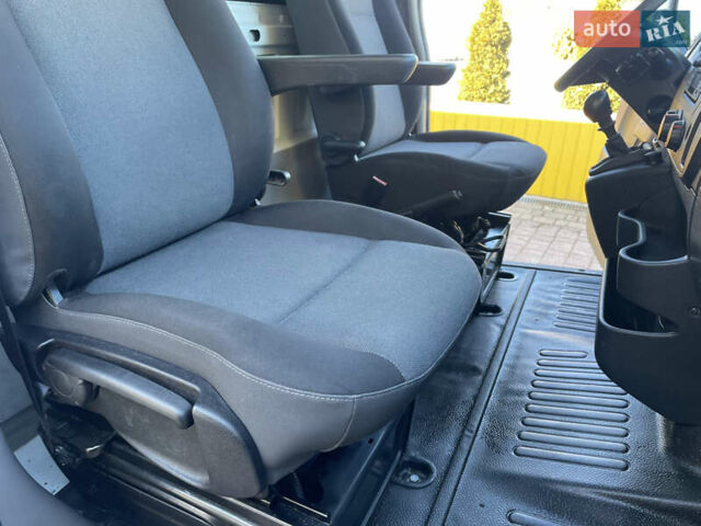 Белый Рено Мастер, объемом двигателя 2.3 л и пробегом 253 тыс. км за 26400 $, фото 44 на Automoto.ua