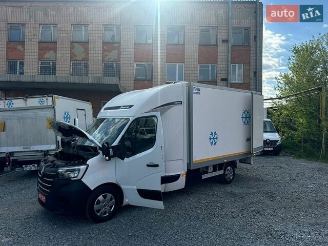 Белый Рено Мастер, объемом двигателя 2.3 л и пробегом 226 тыс. км за 26900 $, фото 29 на Automoto.ua