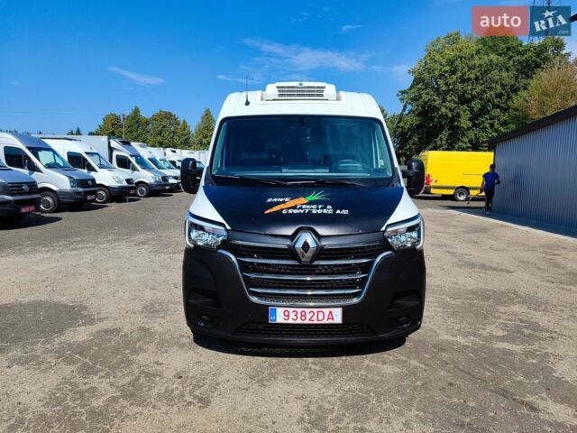 Белый Рено Мастер, объемом двигателя 2.3 л и пробегом 258 тыс. км за 22900 $, фото 2 на Automoto.ua
