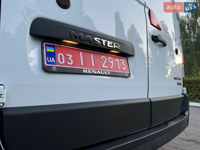 Білий Рено Мастєр, об'ємом двигуна 2.3 л та пробігом 228 тис. км за 21499 $, фото 48 на Automoto.ua