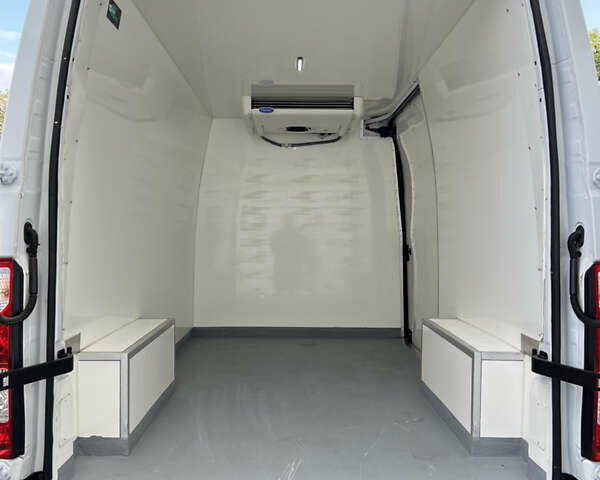 Рено Мастер 2020 в Ровно на Automoto.ua Белый Рено Мастер, объемом двигателя 0 л и пробегом 208 тыс. км за 21500 $, фото 14 на Automoto.ua