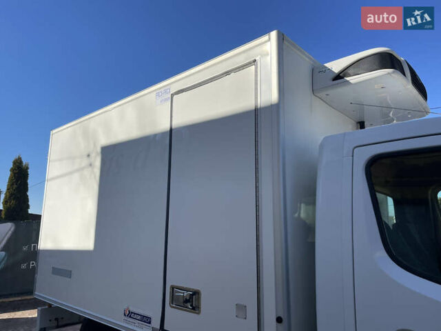 Белый Рено Мастер, объемом двигателя 2.3 л и пробегом 253 тыс. км за 26400 $, фото 18 на Automoto.ua