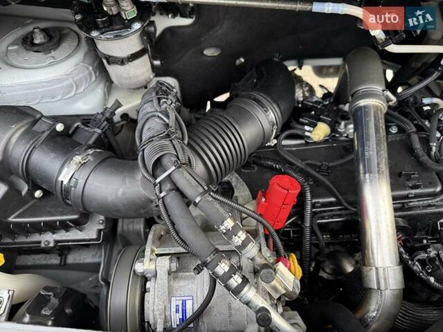 Белый Рено Мастер, объемом двигателя 2.3 л и пробегом 270 тыс. км за 23600 $, фото 46 на Automoto.ua