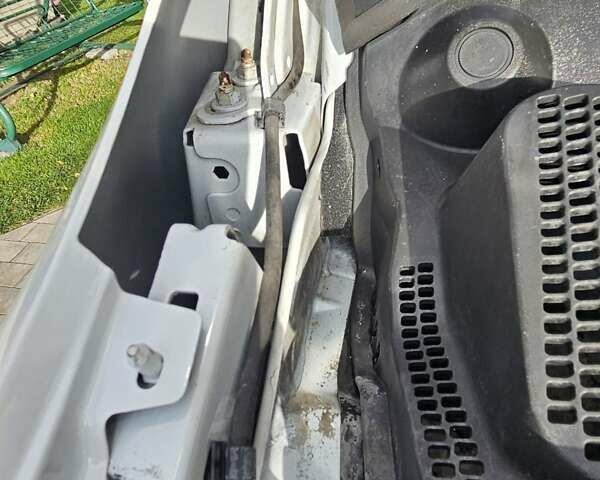 Білий Рено Мастєр, об'ємом двигуна 0 л та пробігом 167 тис. км за 22200 $, фото 24 на Automoto.ua