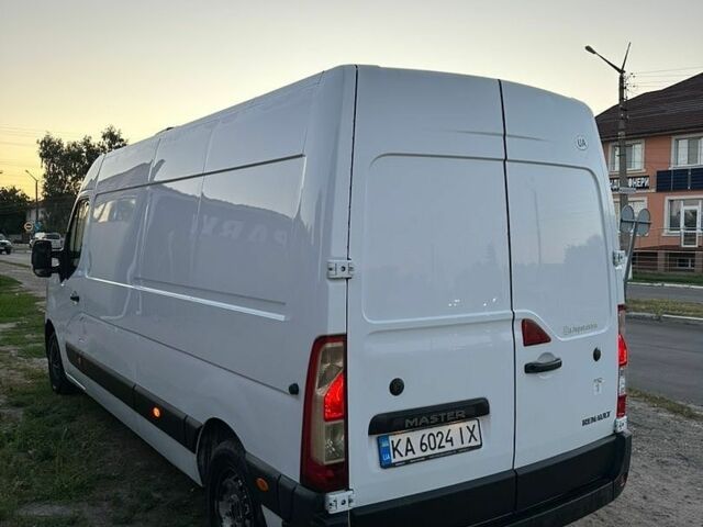 Белый Рено Мастер, объемом двигателя 2.3 л и пробегом 155 тыс. км за 21800 $, фото 3 на Automoto.ua