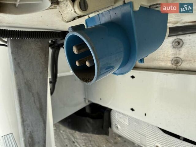 Белый Рено Мастер, объемом двигателя 2.3 л и пробегом 270 тыс. км за 23600 $, фото 24 на Automoto.ua