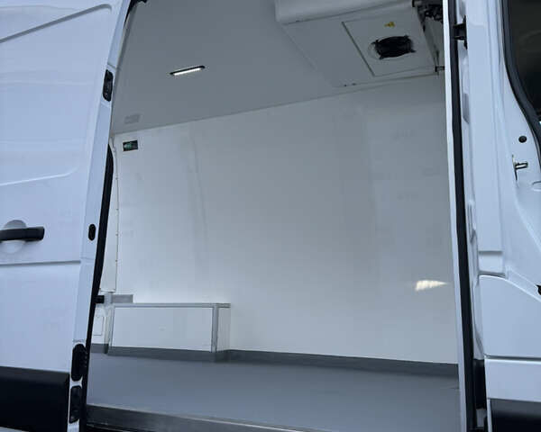 Белый Рено Мастер, объемом двигателя 0 л и пробегом 209 тыс. км за 21500 $, фото 16 на Automoto.ua