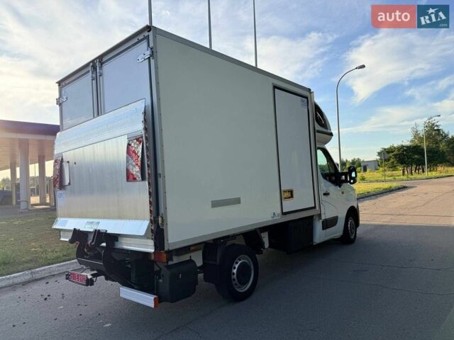 Белый Рено Мастер, объемом двигателя 2.3 л и пробегом 287 тыс. км за 26500 $, фото 32 на Automoto.ua