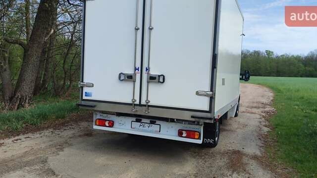 Білий Рено Мастєр, об'ємом двигуна 0 л та пробігом 146 тис. км за 28300 $, фото 10 на Automoto.ua