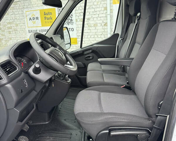 Белый Рено Мастер, объемом двигателя 0 л и пробегом 171 тыс. км за 23800 $, фото 12 на Automoto.ua