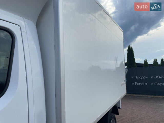 Белый Рено Мастер, объемом двигателя 2.3 л и пробегом 278 тыс. км за 29200 $, фото 34 на Automoto.ua