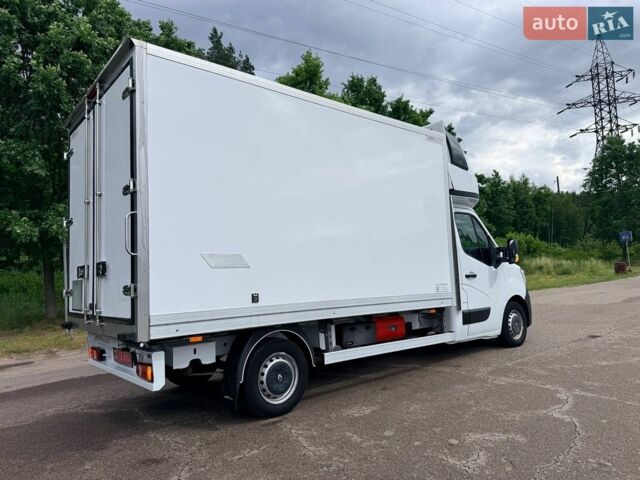 Белый Рено Мастер, объемом двигателя 2.3 л и пробегом 389 тыс. км за 25997 $, фото 15 на Automoto.ua