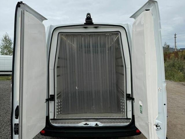 Белый Рено Мастер, объемом двигателя 2.3 л и пробегом 185 тыс. км за 25200 $, фото 21 на Automoto.ua