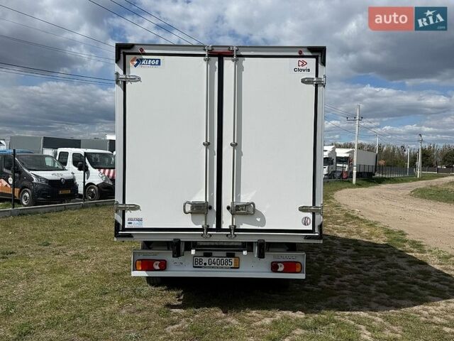 Белый Рено Мастер, объемом двигателя 2.3 л и пробегом 288 тыс. км за 27600 $, фото 15 на Automoto.ua