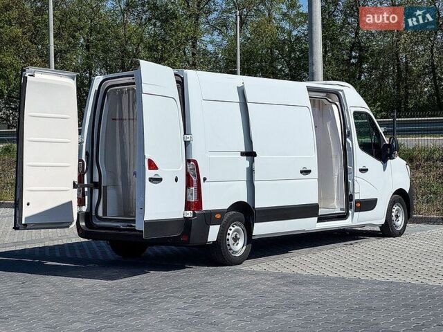 Белый Рено Мастер, объемом двигателя 2.3 л и пробегом 227 тыс. км за 29999 $, фото 7 на Automoto.ua