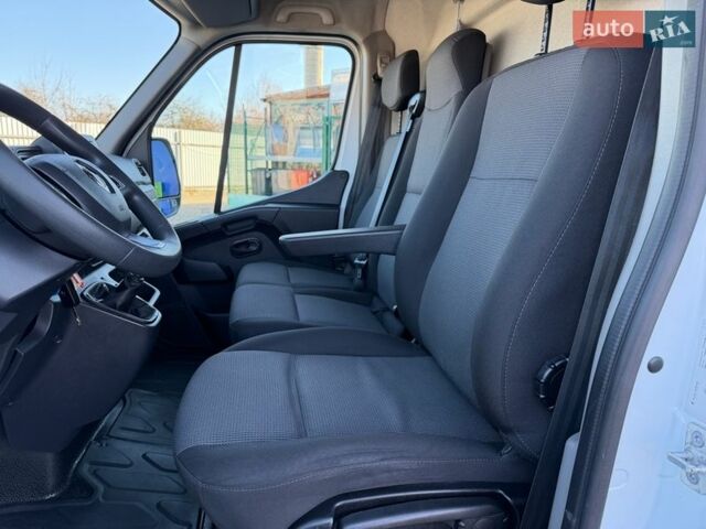 Білий Рено Мастєр, об'ємом двигуна 0 л та пробігом 231 тис. км за 22900 $, фото 48 на Automoto.ua