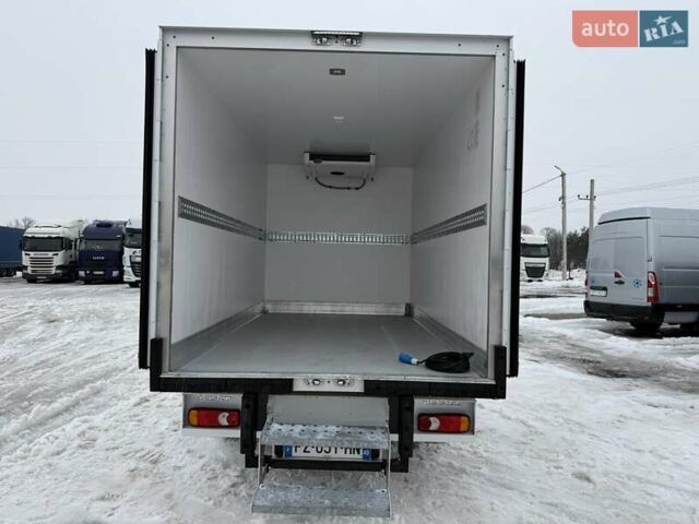 Белый Рено Мастер, объемом двигателя 2.3 л и пробегом 280 тыс. км за 27700 $, фото 26 на Automoto.ua