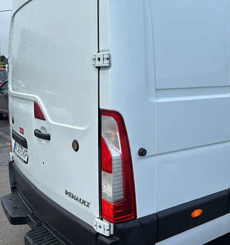 Белый Рено Мастер, объемом двигателя 2.3 л и пробегом 278 тыс. км за 21500 $, фото 2 на Automoto.ua