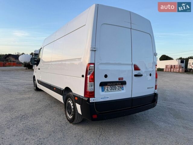 Белый Рено Мастер, объемом двигателя 2.3 л и пробегом 231 тыс. км за 29600 $, фото 6 на Automoto.ua