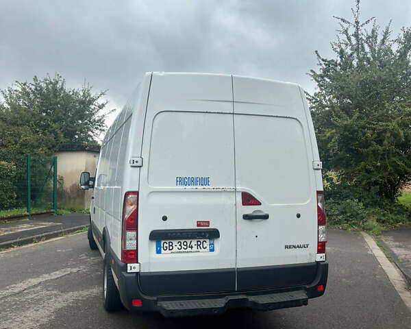 Білий Рено Мастєр, об'ємом двигуна 2.3 л та пробігом 300 тис. км за 31900 $, фото 4 на Automoto.ua