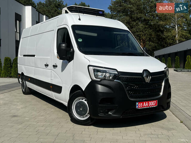 Белый Рено Мастер, объемом двигателя 2.3 л и пробегом 220 тыс. км за 22300 $, фото 4 на Automoto.ua