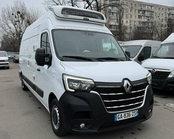 Белый Рено Мастер, объемом двигателя 0 л и пробегом 221 тыс. км за 29600 $, фото 1 на Automoto.ua