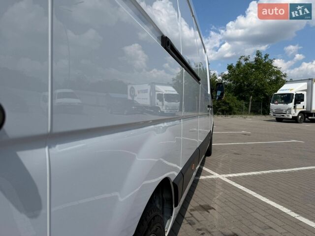 Белый Рено Мастер, объемом двигателя 2.3 л и пробегом 277 тыс. км за 23400 $, фото 29 на Automoto.ua