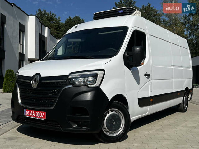 Белый Рено Мастер, объемом двигателя 2.3 л и пробегом 220 тыс. км за 22300 $, фото 1 на Automoto.ua