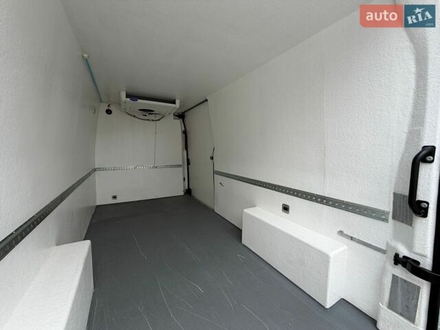Белый Рено Мастер, объемом двигателя 0 л и пробегом 236 тыс. км за 23600 $, фото 43 на Automoto.ua