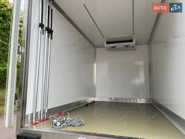 Белый Рено Мастер, объемом двигателя 2.3 л и пробегом 330 тыс. км за 26999 $, фото 77 на Automoto.ua
