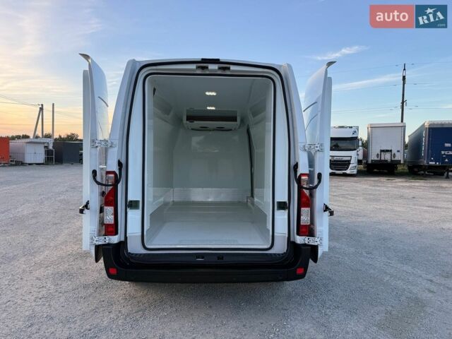 Белый Рено Мастер, объемом двигателя 2.3 л и пробегом 231 тыс. км за 29600 $, фото 22 на Automoto.ua