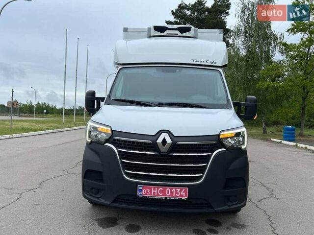 Белый Рено Мастер, объемом двигателя 2.3 л и пробегом 330 тыс. км за 26999 $, фото 19 на Automoto.ua